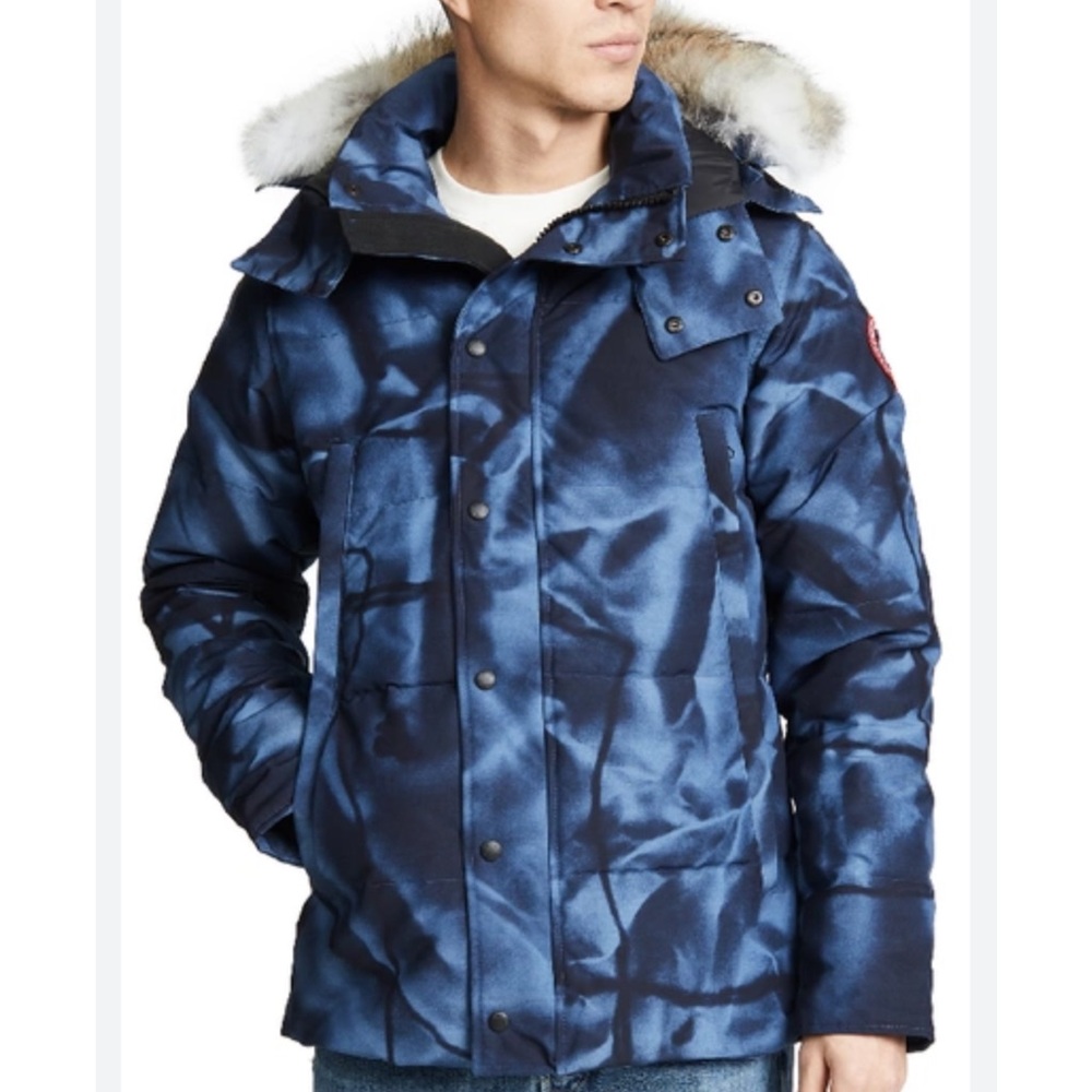 Canada goose Wyndham parka coyote fur